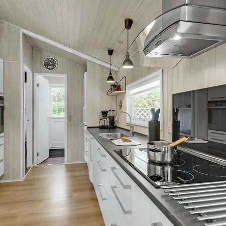 3 Bedroom Awesome In